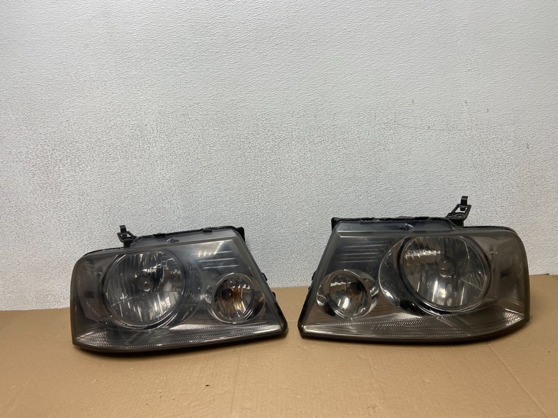 2004 to 2008 Ford F-150 F150 Left+Right Halogen Headlights AB6097 DW