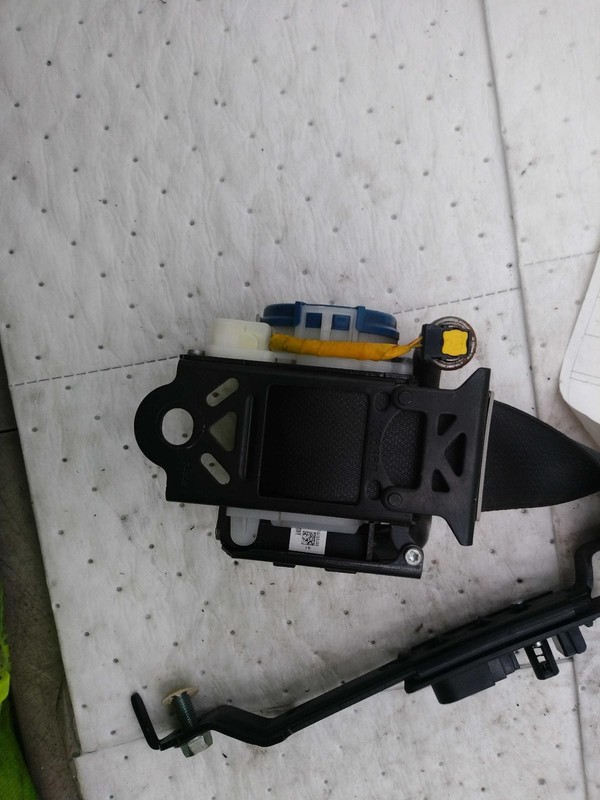 2015 Subaru WRX Blue OEM Seat Belt Driver Side 106k Miles - Genuine Parts
