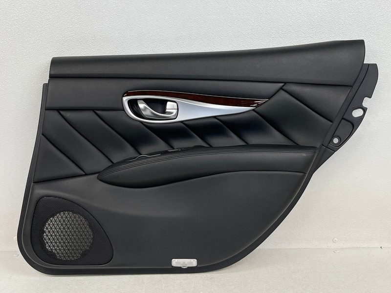 ⭐2015-2019 INFINITI Q70L REAR RIGHT SIDE INTERIOR DOOR PANEL TRIM OEM LOT2374