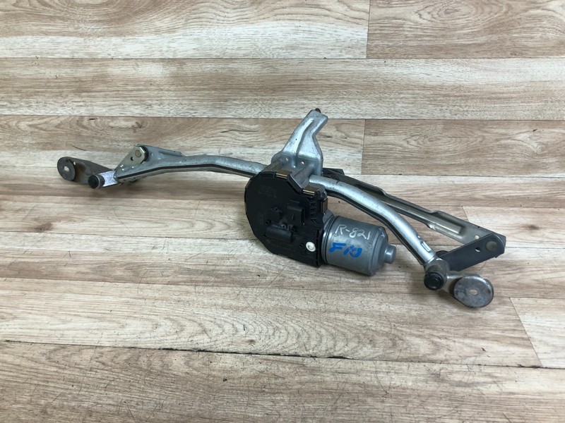 BMW F01 F02 F10 528 550 740 750 M5 OEM FRONT WINDSHIELD WIPER WITH MOTOR 09-15 A