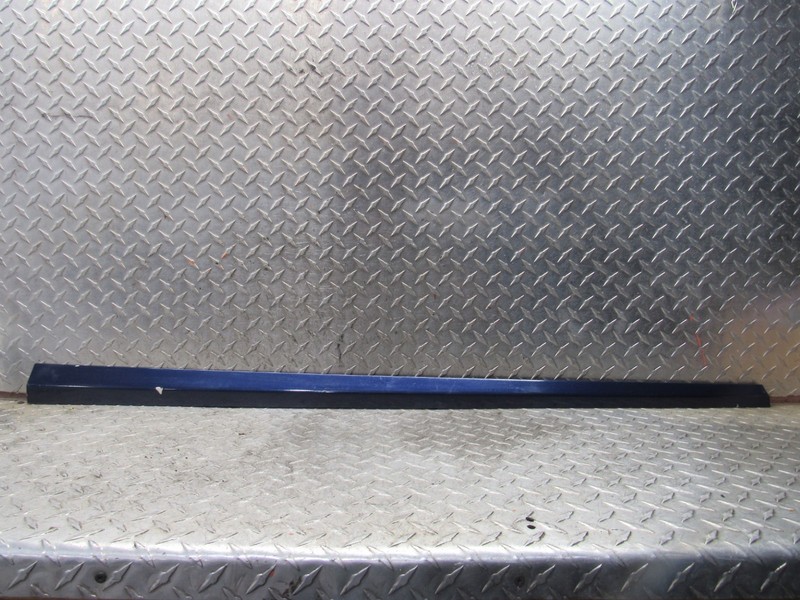 06-11 HONDA CIVIC SEDAN LEFT DRIVER FRONT DOOR MOLDING TRIM ROYAL BLUE B536P