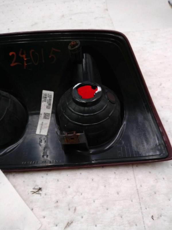 2008 Dodge 1500 Pickup Right Tail Light Assembly Red OEM Used - Scratches