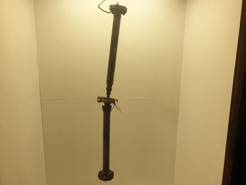 98-05 LEXUS GS300 3.0L RWD AT REAR DRIVE SHAFT ASSEMBLY