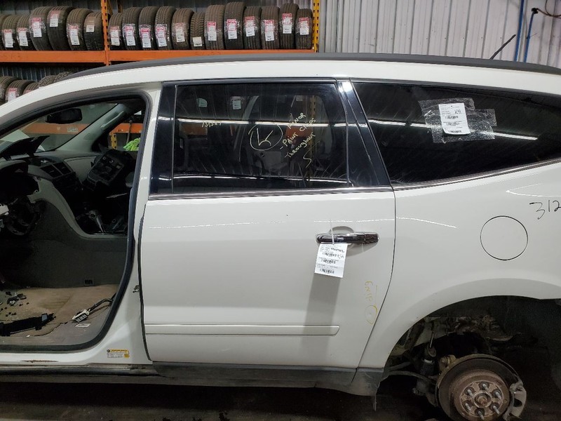 Passenger Right Rear Side Door Fits 10-17 TRAVERSE 299996