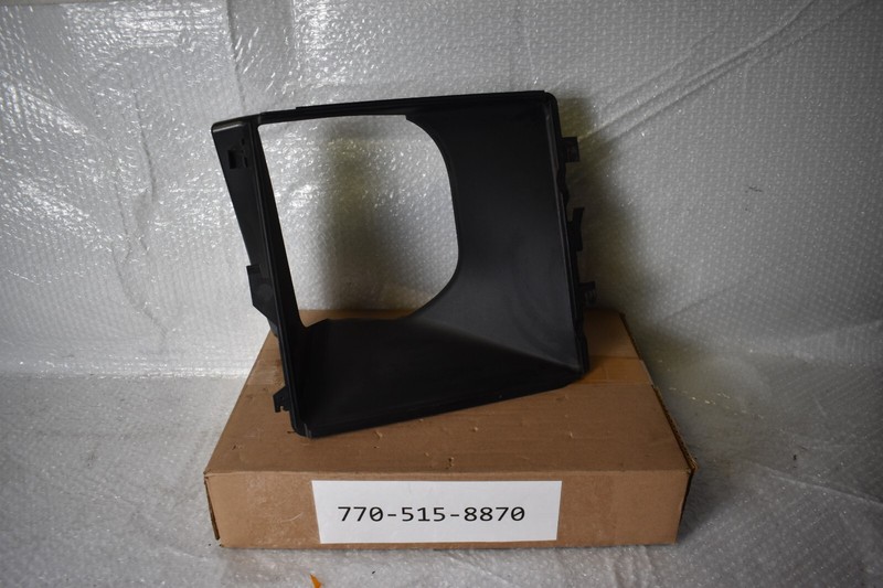 PORSCHE MACAN TURBO FRONT DUCT RIGHT 2015-2018 OEM 95B 117 336 B