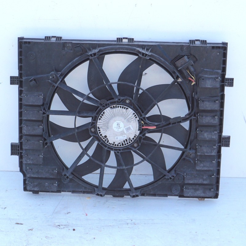 2011-2018 PORSCHE CAYENNE 4.8L RADIATOR COOLING FAN WITH SHROUD OEM