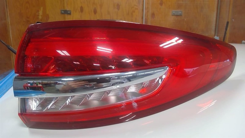 Passenger Tail Light Quarter Panel Mounted Fits 17-20 FUSION 3449913