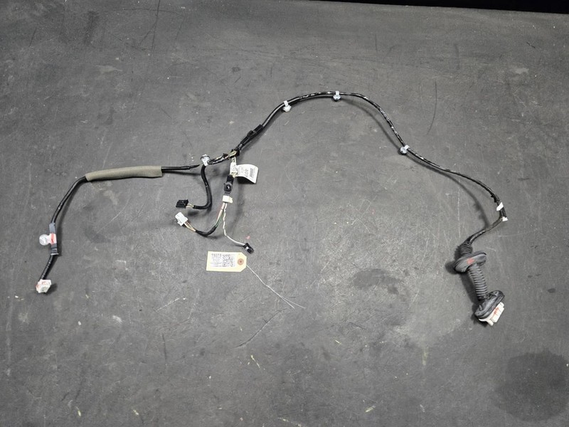 Rear Left Door Wiring Harness 2021 Toyota RAV4 82154-0R090 2019 2020 2022