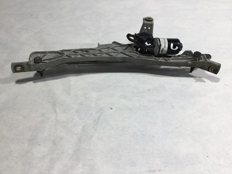 03-06 Dodge Viper SRT10 2005 Front Windshield Linkage W/ Wiper Motor ;:Y
