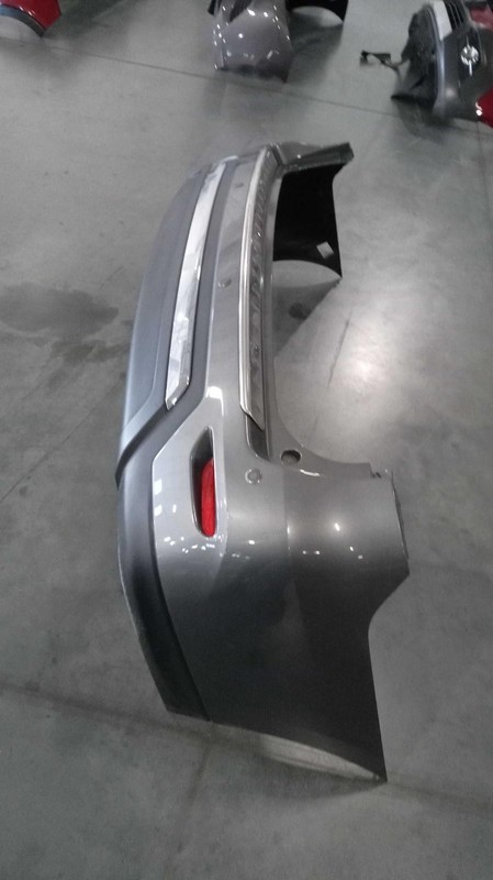 2015 Nissan Pathfinder Grey Rear Bumper Assembly OEM 850103KA0A 850223KA0H