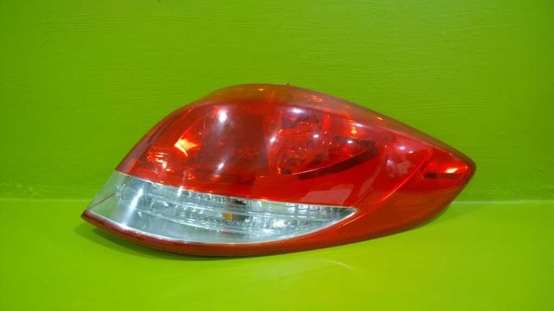 12 VELOSTER PASSENGER RIGHT TAILLIGHT LAMP OEM 3676-43