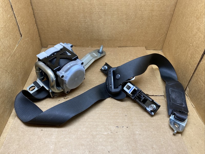 2012-2015 Civic Sedan Front Right Passenger Side Seat Belt Seatbelt Retractor