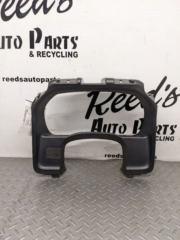 OEM 2014-2018 SILVERADO 1500 INSTRUMENT CLUSTER BEZEL SURROUND TRIM1170095