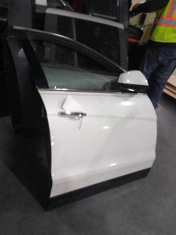 2015 Cadillac SRX Right Front Door White 4DR SUV Used OEM Part 392453