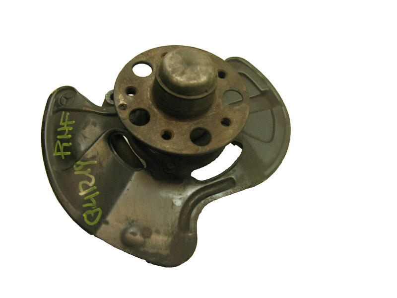 01-16 MERCEDES SLK55 SLK350 CLK500 C350 E350 RWD SPINDLE KNUCKLE RIGHT FRONT 219
