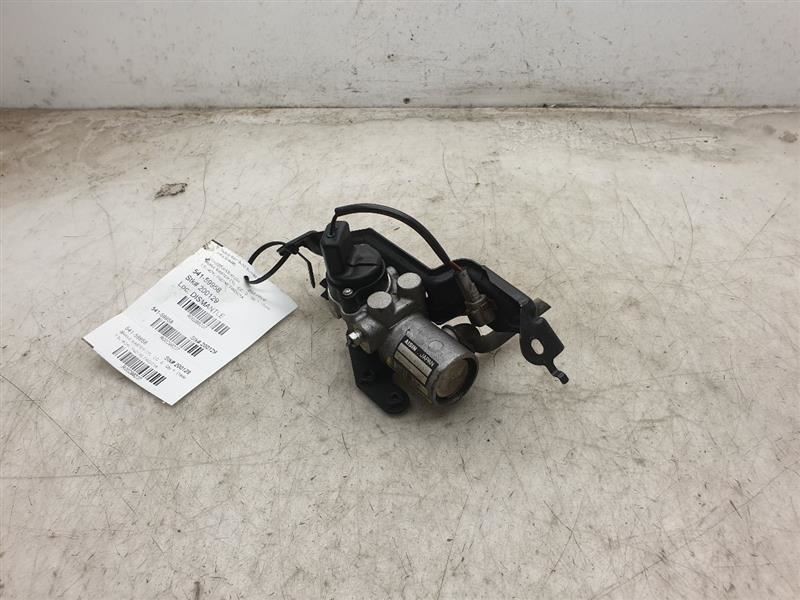 04-09 TOYOTA PRIUS 1.5L FWD AT BRAKE MASTER CYLINDER