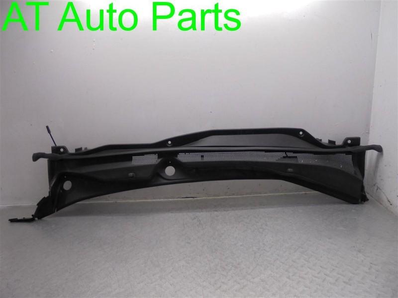 2010-2017 CHEVROLET EQUINOX WINDSHIELD COWL VENT TRIM PANEL OEM 84057212