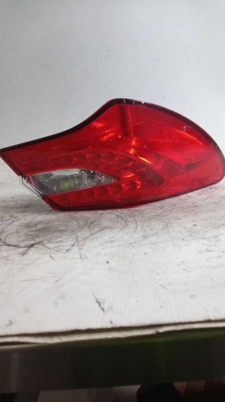 2014 Chrysler 200 Left Tail Light Assembly Silver OEM Used 2655 143K Miles