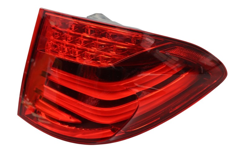 10-13 BMW 550i GT Rear Right Passenger Taillight Tail light Lamp 89050441 Oem