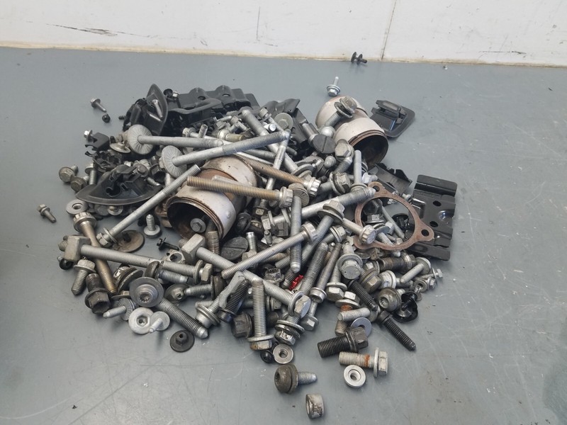2016 14 15 16 17 Audi RS7 Quattro Misc Bolts / Hardware #4402 X6