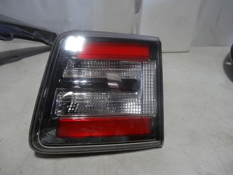 2013-2016 Gmc Acadia Rear Right Inner Taillight Original factory Part Oem!!!