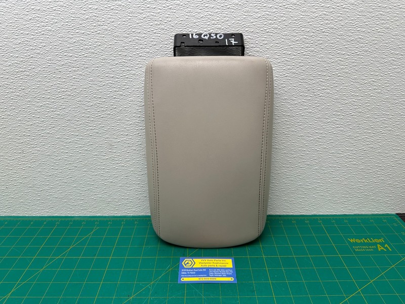 16-20 INFINITI Q50 CENTER CONSOLE ARMREST LID COVER OEM