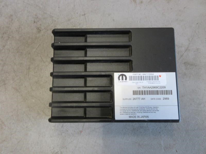 2018-2021 Jeep Wrangler JL OEM Amplifier Assembly 68471120