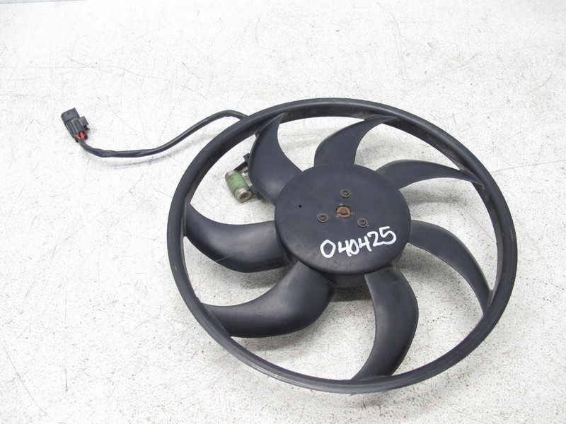 07-16 MINI COOPER S R56 R57 R60 COOLING FAN BLADE SHROUD WITH MOTOR OEM 040425