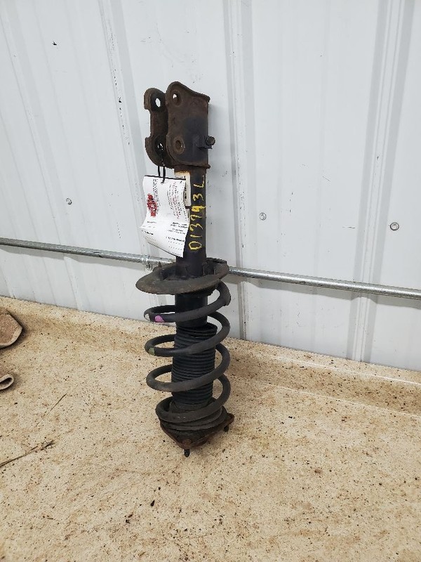 Driver Strut Front 4 Cylinder FWD Fits 14-15 SORENTO 305012