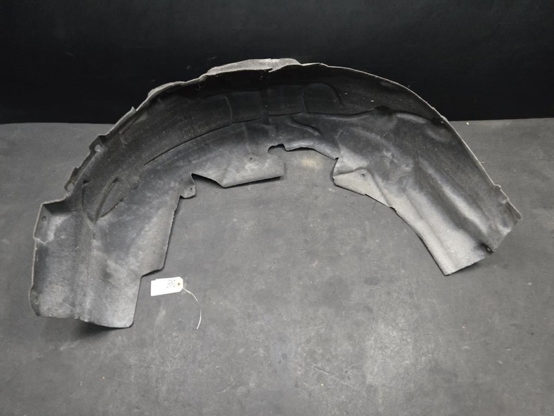 Rear Right Fender Liner Splash Shield 2018 Range Rover Velar LR137568 2019-2022