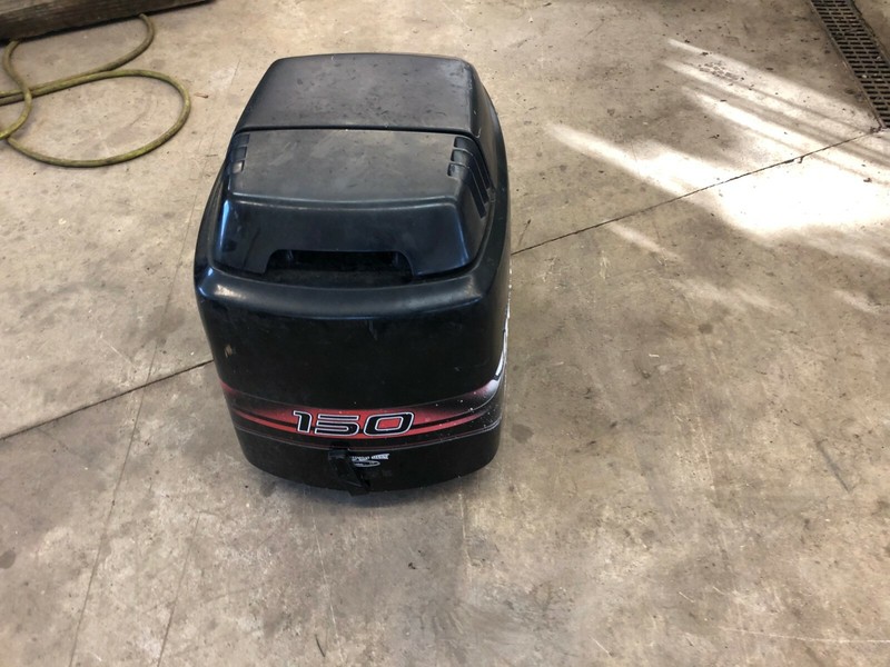 Mercury Outboard 135hp 150hp Engine Cowl 100-8M0107145 FRESHWATER!