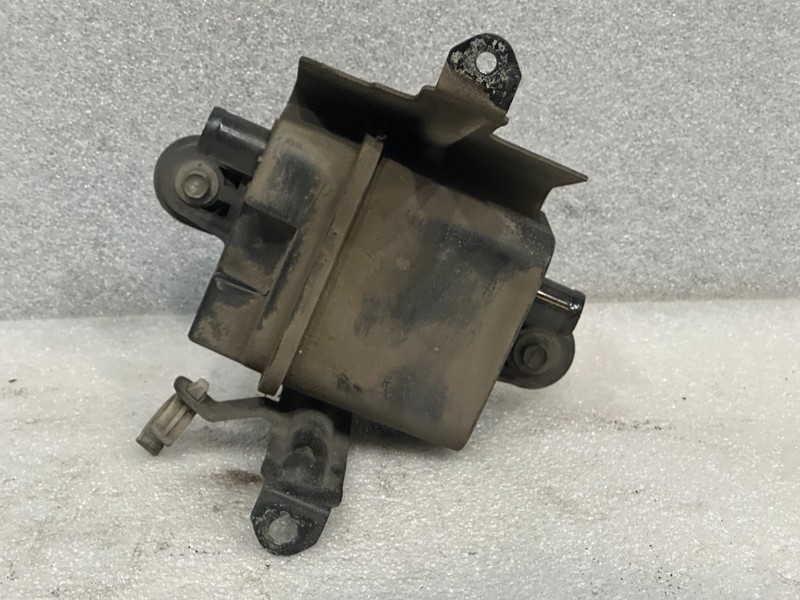 05-06 ACURA RSX TYPE-S & BASE - CHARCOAL CANISTER EVAP EMISSIONS BOX - OEM