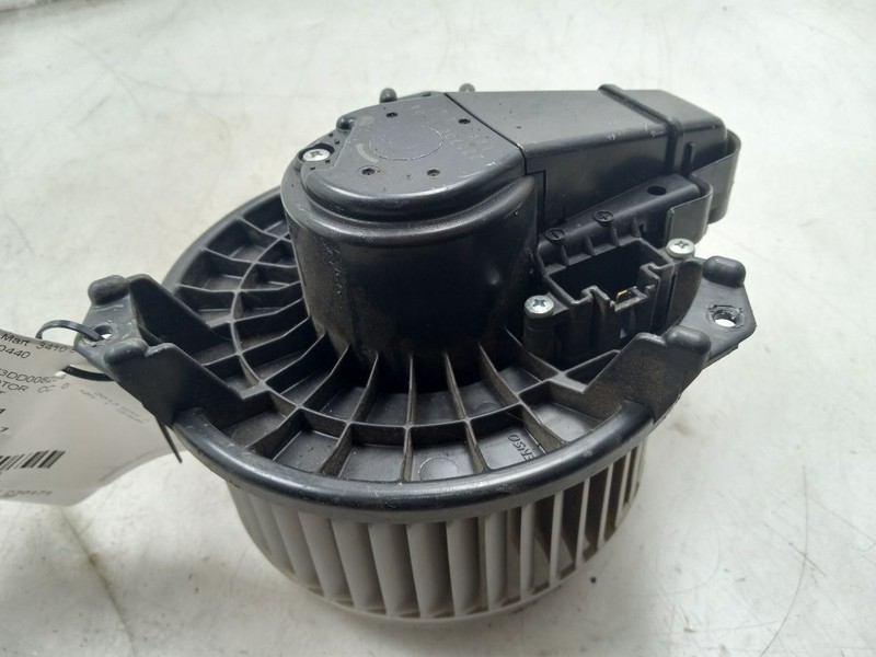 13-14 TOYOTA RAV4 XLE 2.5L FWD AT AC BLOWER MOTOR