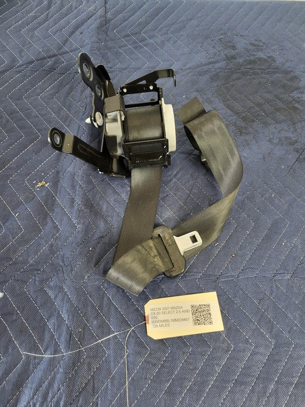 Used Oem Mazda 2nd Row Left Driver Rear Seat Belt Retractor for 2020-2022 CX-30