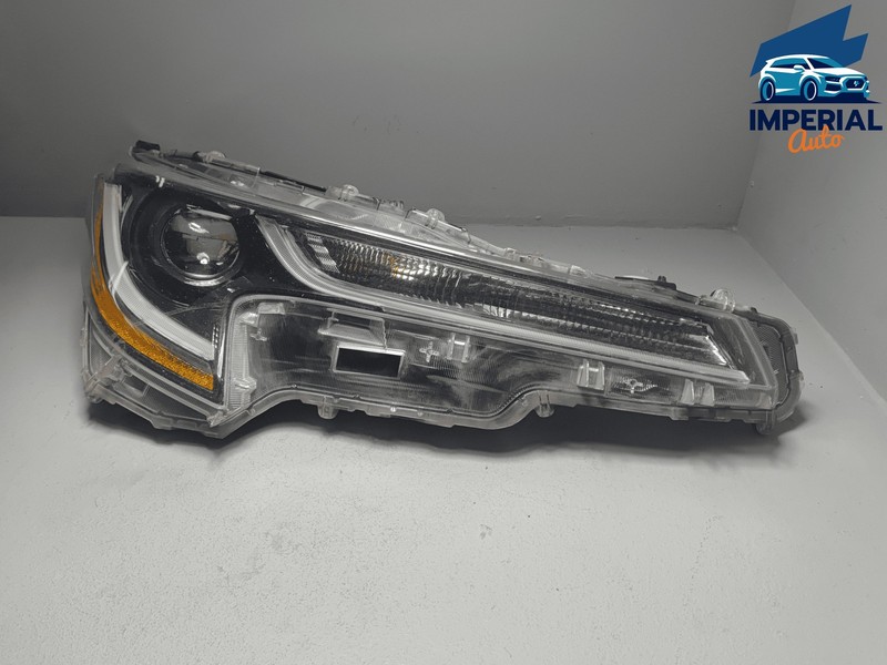 2020-2022 TOYOTA COROLLA LE FRONT RIGHT PASSENGER SIDE HEADLIGHT HEAD LAMP OEM