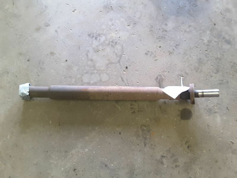 Rear Drive Shaft 4WD Fits 00-05 TAHOE 171300