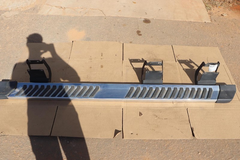 2017-2022 FORD F250 SD CREW CAB RIGHT PASSENGER RUNNING BOARD STEP PLATE OEM