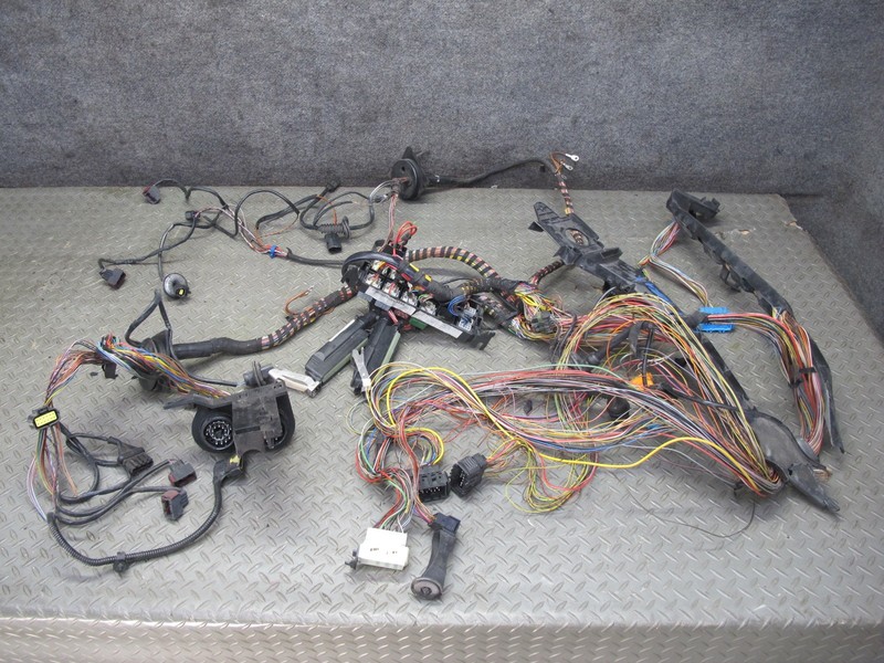 1999 PORSCHE 911 996 3.4L M96.01 RWD A/T ENGINE MOTOR WIRE WIRING HARNESS