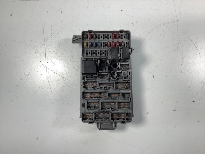 01-05 Honda Civic 1.7 Inside Fuse Box 38250-S5P-A01 OEM