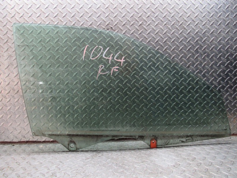 98 99 00 01 TOYOTA CAMRY RIGHT PASSENGER FRONT WINDOW GLASS W/O ULTRAVIOLET