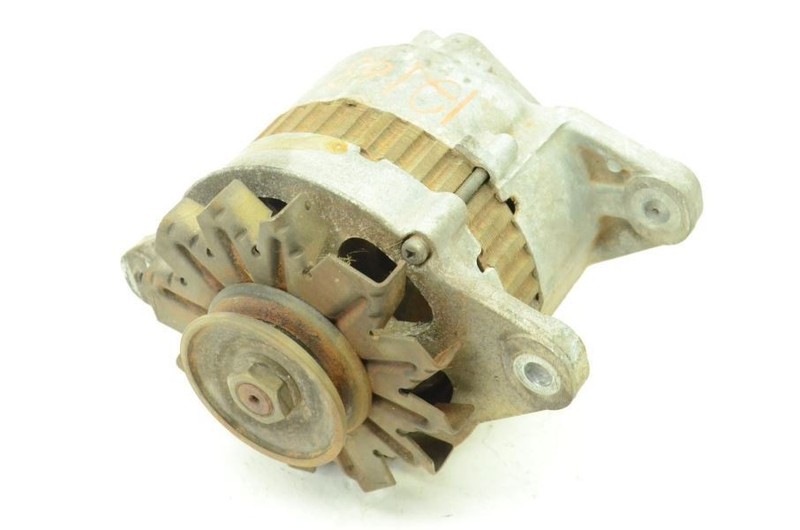 1980-1981 Mazda Rx7 FB Engine Alternator Assembly A2T23471