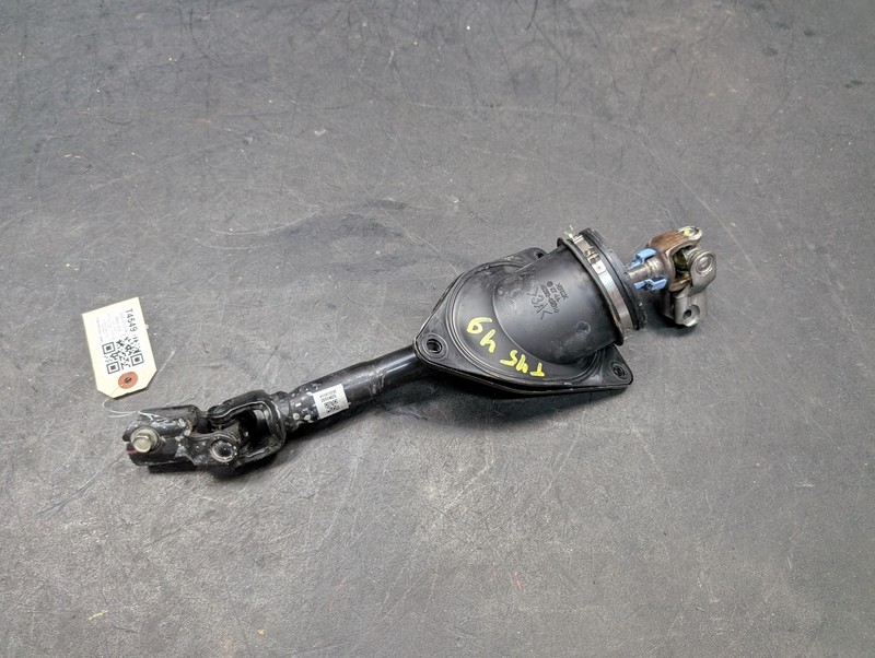 Steering Column Lower Shaft 2020 Toyota RAV4 45220-0R010 2019 2021 2022 - 2024