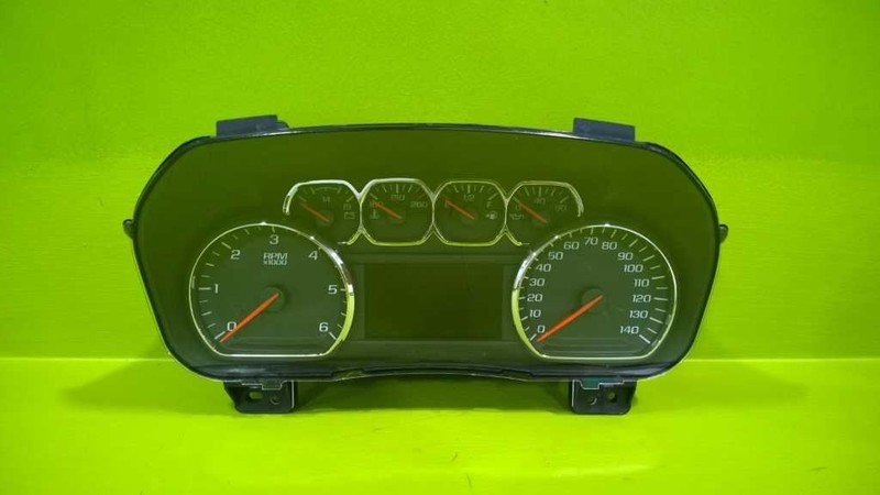 14 GMC SIERRA SPEEDOMETER CLUSTER 151K MILES OEM 3189-1