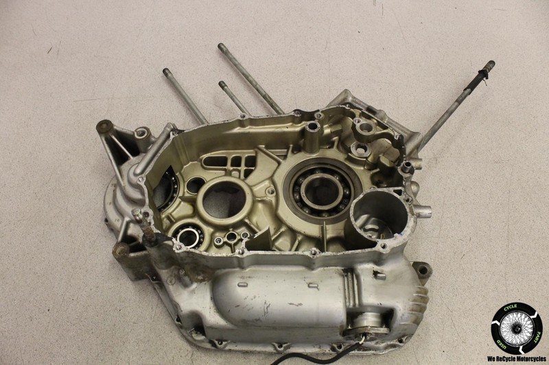 1986 Yamaha Virago 700 XV700 RIGHT ENGINE MOTOR CRANKCASE CRANK CASE BLOCK XV 86