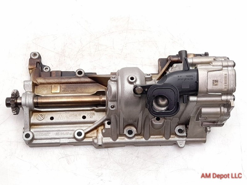 2013 BMW 328i 320i N20 N26 F30 Oil Pump Assembly11277625449 11417610378