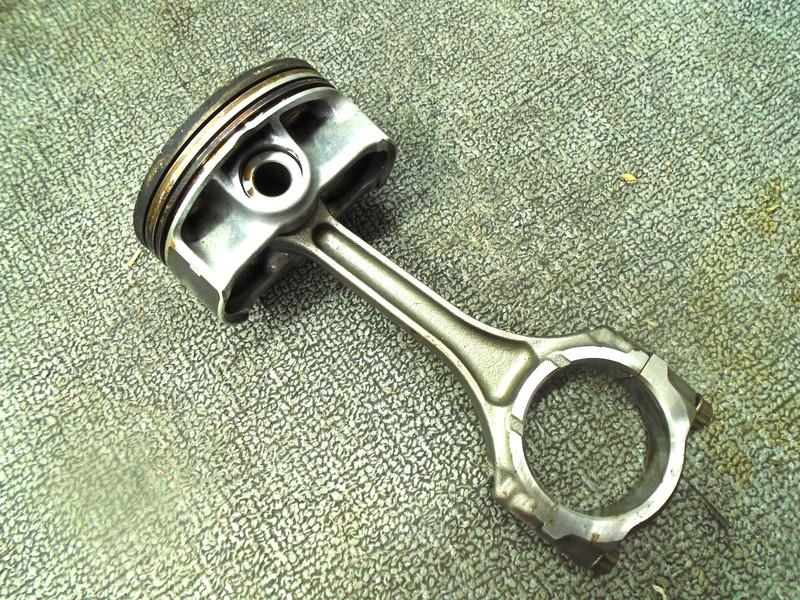 Suzuki Port PISTON & CONNECTING ROD 12121/12160-98L00 2018-2025 300 325 350Hp #3