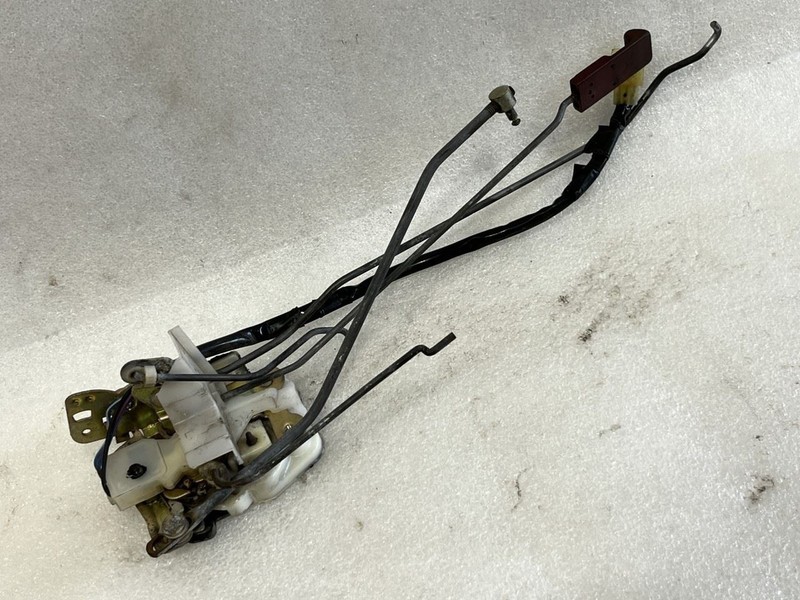 1984 1985 HONDA ACCORD SEDAN LEFT DRIVER SIDE FRONT DOOR LATCH LOCK ACTUATOR