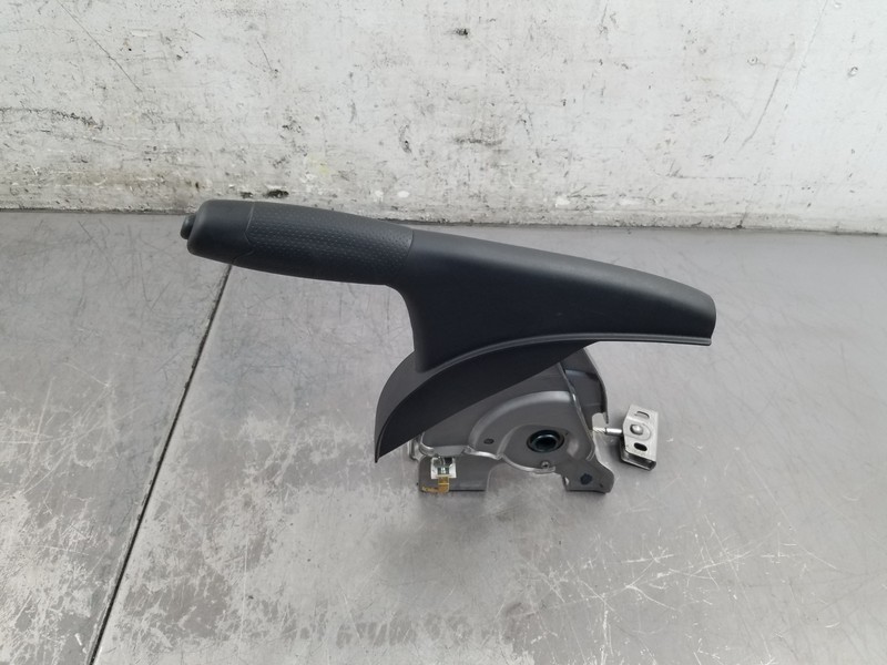 2015 Nissan Juke Nismo RS Parking Brake Handle Assembly #0247 F1