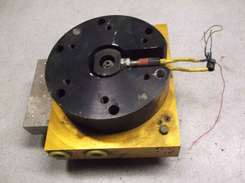 ATI Industrial Automation QC-101P Robotic Tool Changer QM0130 *FREE SHIPPING*