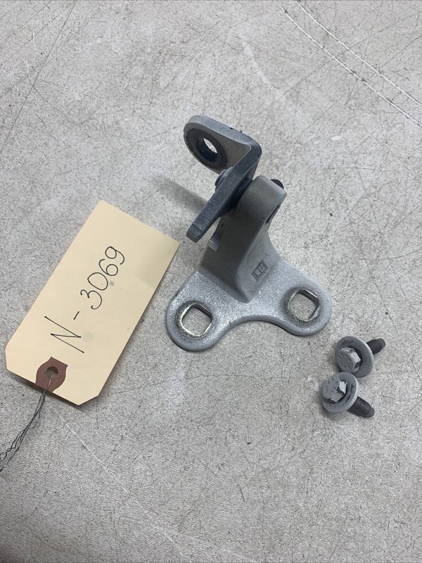 Rear Left Lower Door Hinge For 2020-2022 Tesla Model Y 1497495-00-C 3069 B84
